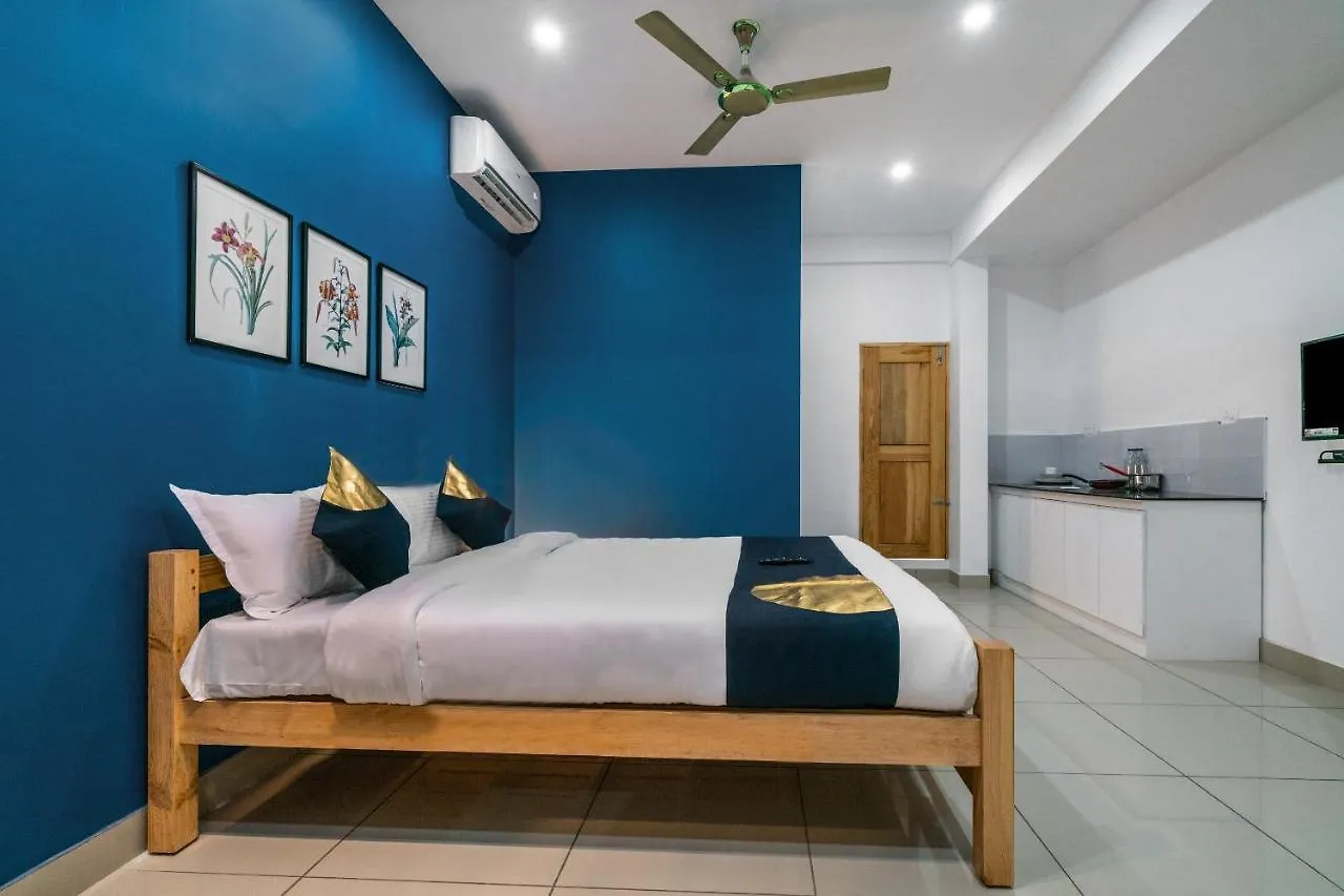 Oyo 82805 Famy Home 1 Bhk Kochi Pensionat