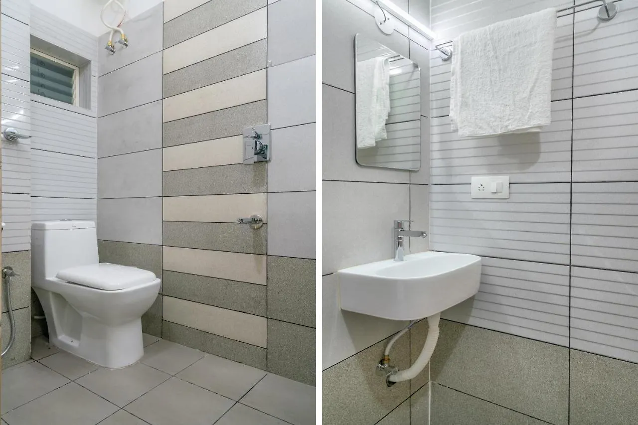 Oyo 82805 Famy Home 1 Bhk Kochi