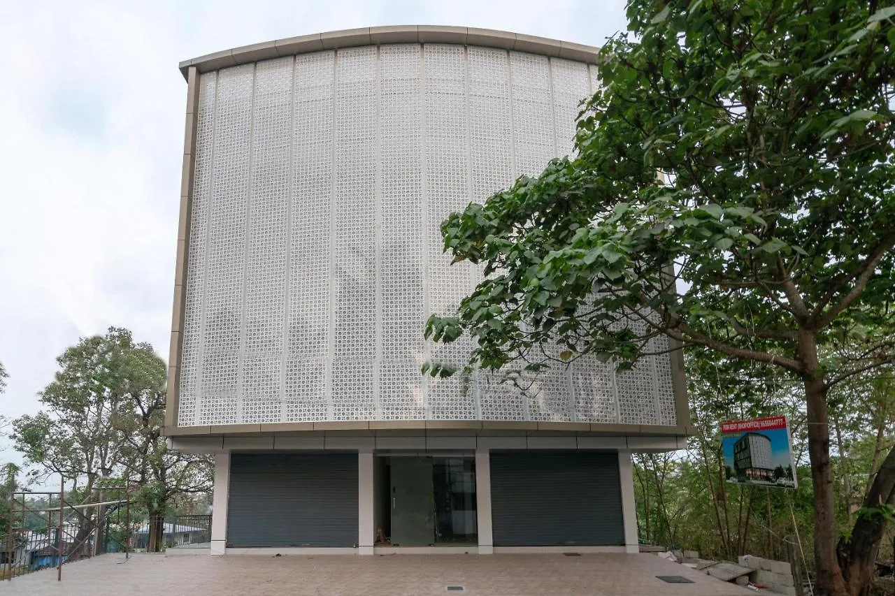 Oyo 82805 Famy Home 1 Bhk Kochi Pensionat